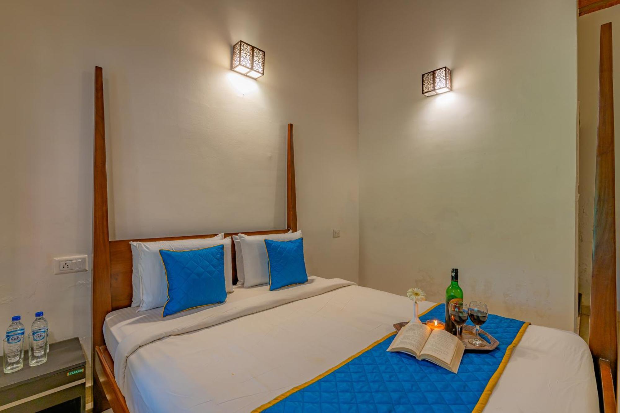 Q Swarga Retreat Hotel Attigundi Bagian luar foto