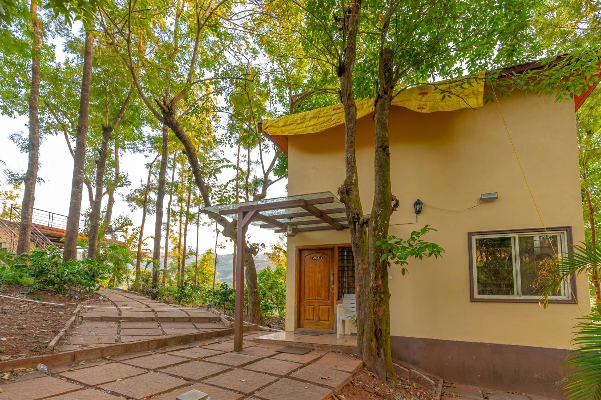 Q Swarga Retreat Hotel Attigundi Bagian luar foto